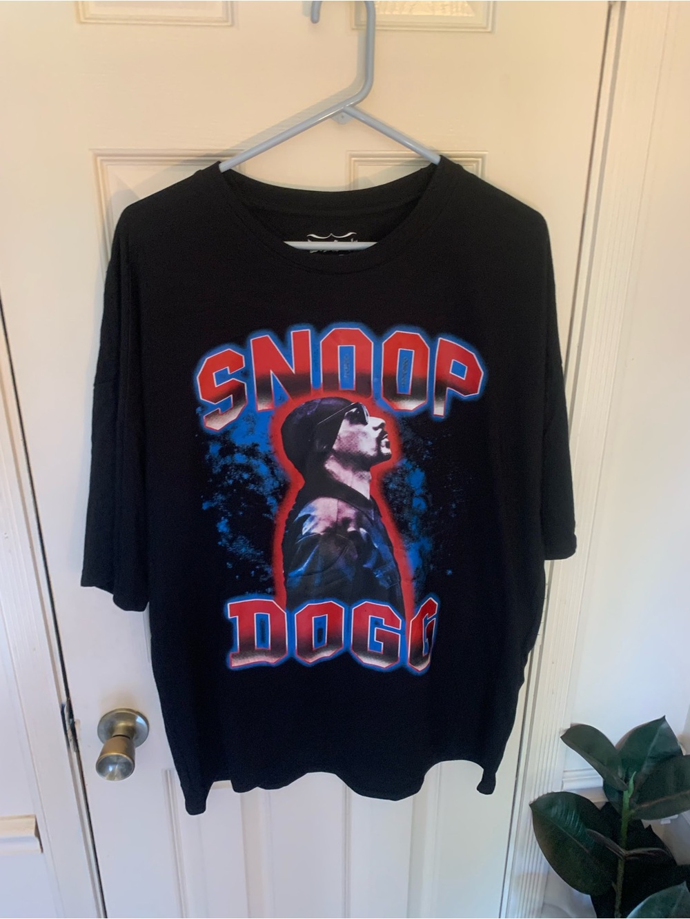 Snoop Dogg Tshirt Size Large
